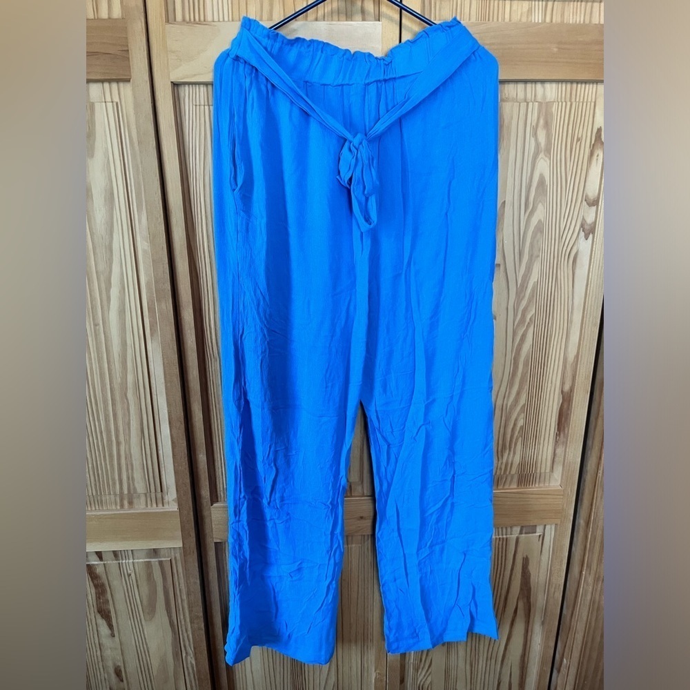Baggy flowing pants
